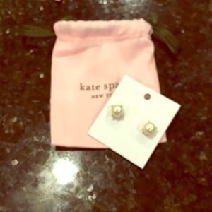 Pearl earrings by Kate ♠️
